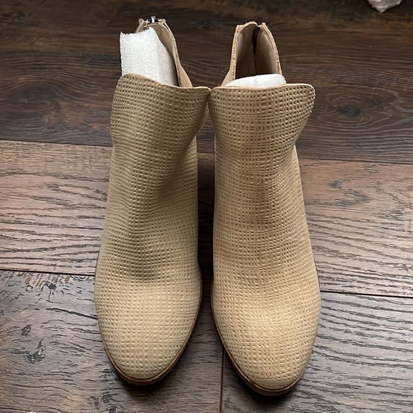 Women’s Booties - Picture 2 of 5